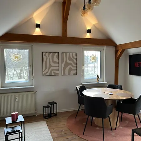 - Balkon - Netflix - Parkplatz - Kingsize-bett Apartment Antrifttal
