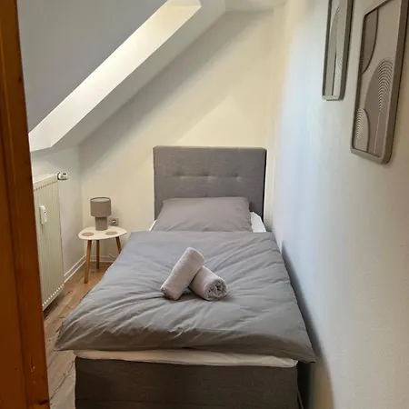 - Balkon - Netflix - Parkplatz - Kingsize-bett Antrifttal