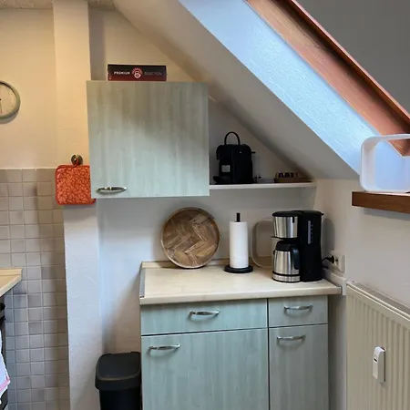 Apartment - Balkon - Netflix - Parkplatz - Kingsize-bett