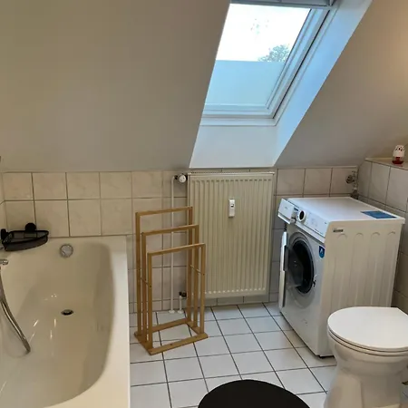 Appartement - Balkon - Netflix - Parkplatz - Kingsize-bett - 6 Personen