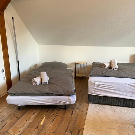 Apartment - Balkon - Netflix - Parkplatz - Kingsize-bett Antrifttal