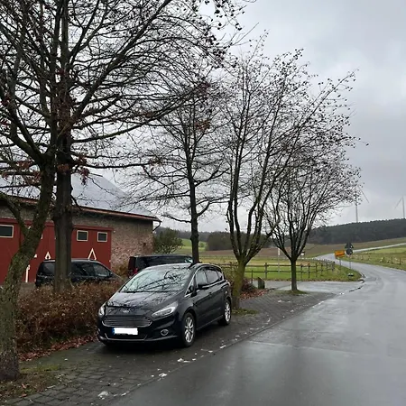 Apartment - Balkon - Netflix - Parkplatz - Kingsize-bett Antrifttal