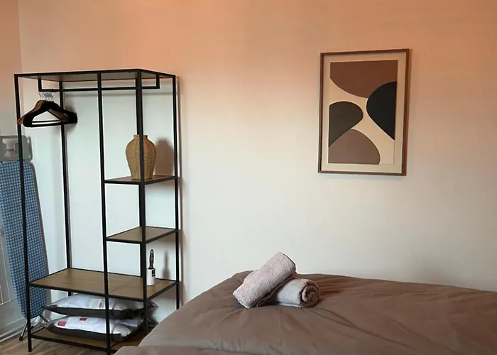 - Balkon - Netflix - Parkplatz - Kingsize-bett - 6 Personen * Antrifttal