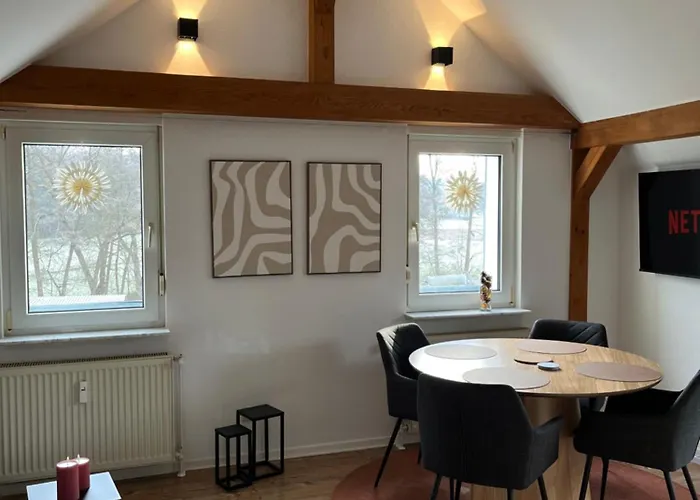 - Balkon - Netflix - Parkplatz - Kingsize-bett - 6 Personen Appartement Antrifttal