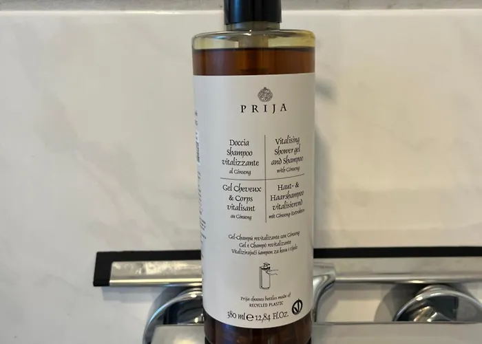 - Balkon - Netflix - Parkplatz - Kingsize-bett - 6 Personen Antrifttal