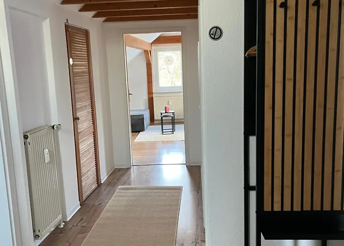 - Balkon - Netflix - Parkplatz - Kingsize-bett - 6 Personen Antrifttal