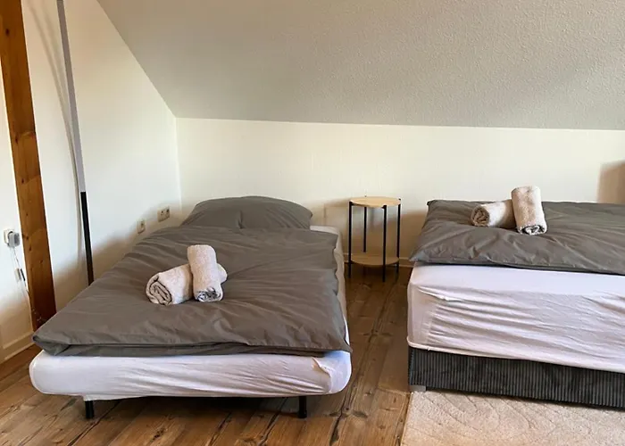 Appartement - Balkon - Netflix - Parkplatz - Kingsize-bett - 6 Personen Antrifttal